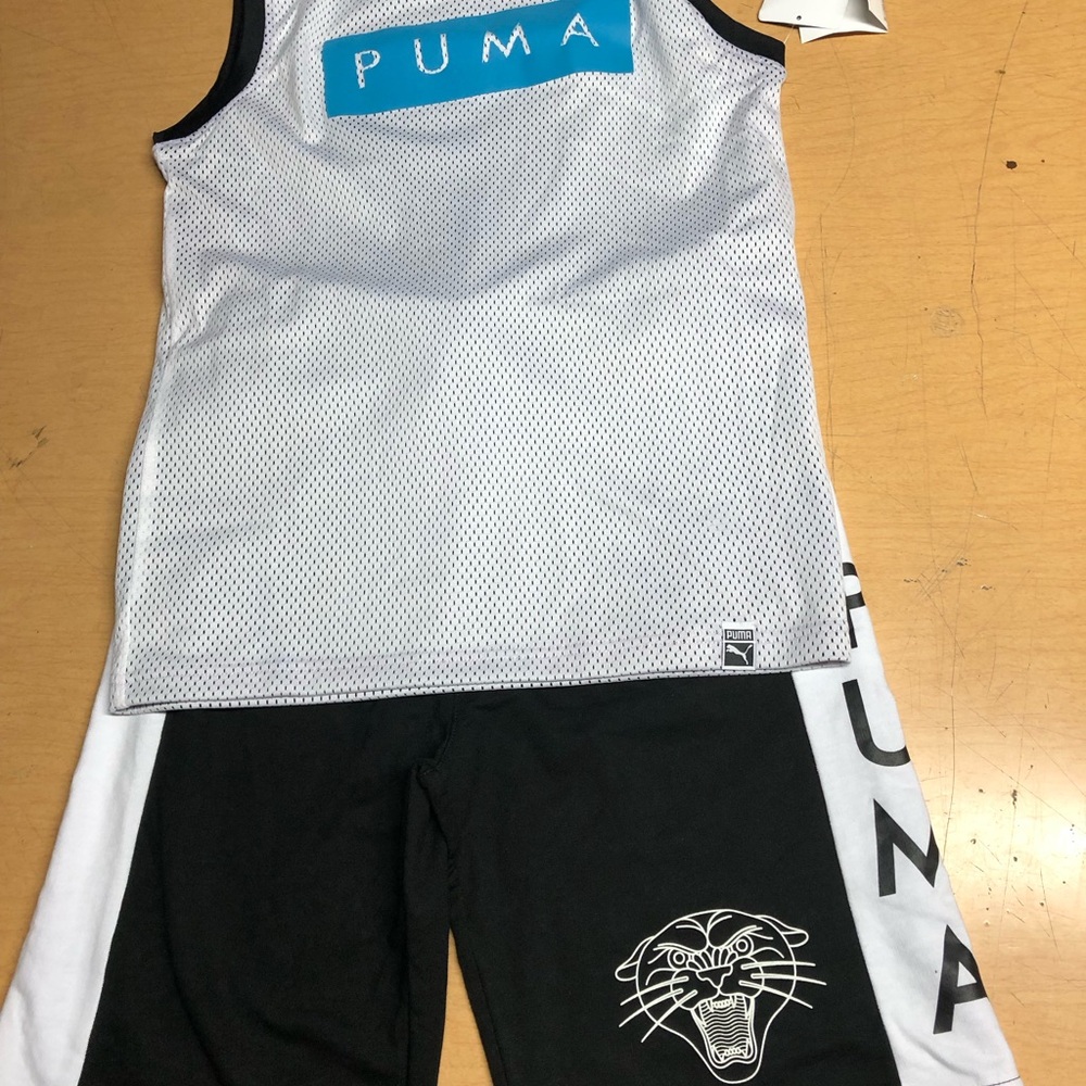 Boys Puma no sleeve shirt/shirt set.